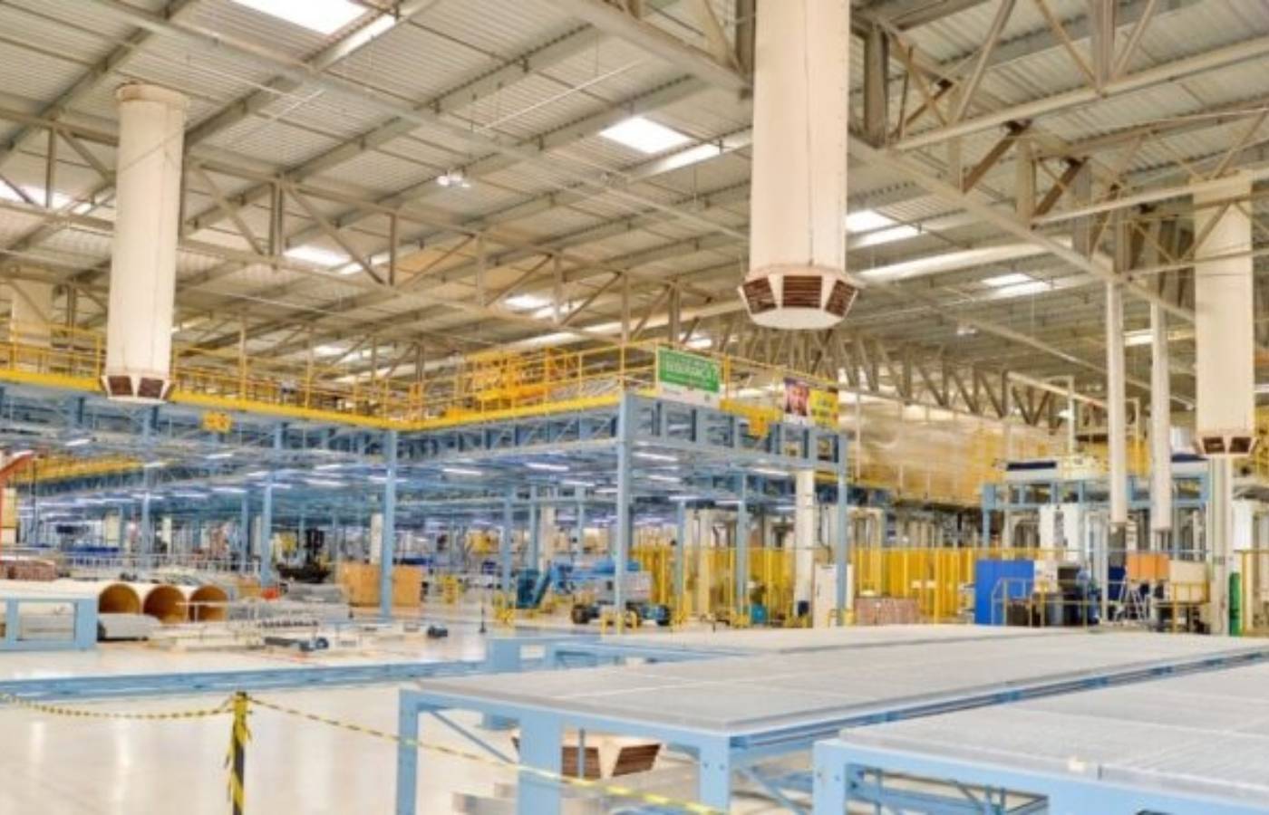 Produção industrial de Goiás avança mais que a média do Brasil e fica entre as maiores do país