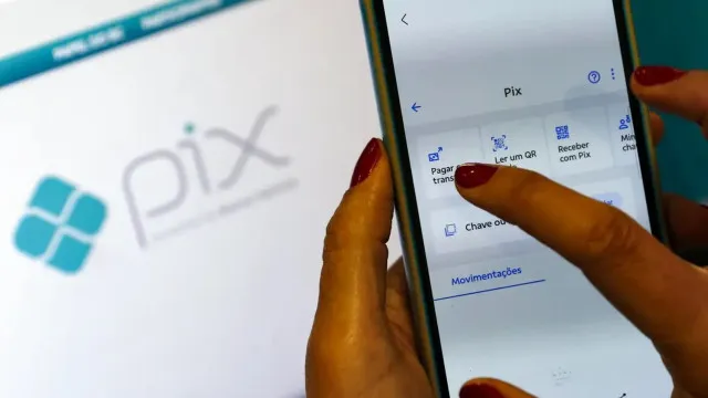 Número de usuários assíduos do Pix salta 71% e chega a 70 milhões em 2025, segundo pesquisa