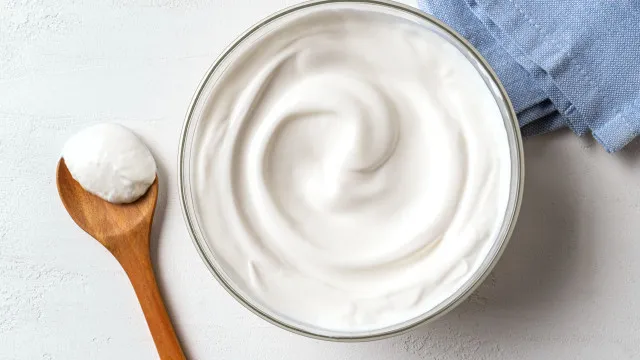Iogurte natural pode retardar o envelhecimento, aponta novo estudo