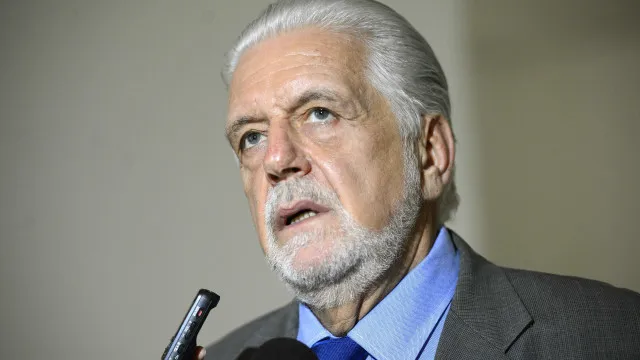 Depoimento de Jaques Wagner à PF no caso Master é adiado a pedido da defesa