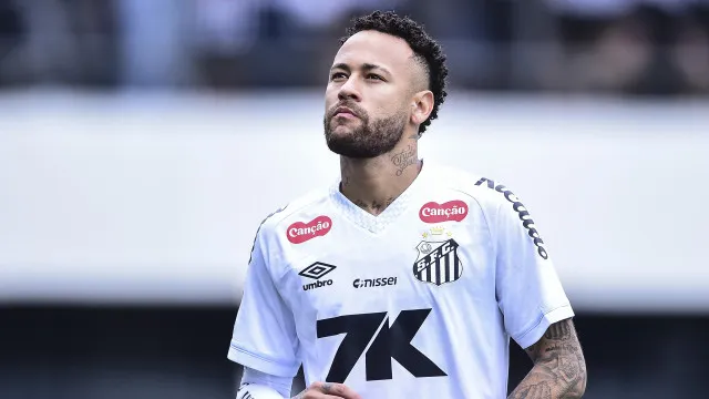 Santos leva Neymar a Itaquera e desafia Corinthians com Memphis titular após três meses