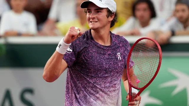 Fora do US Open e sob mistério, João Fonseca confirma que vai jogar a Copa Davis no Rio