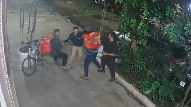 MP do Rio denuncia 5 pessoas por linchamento de ciclista em Copacabana
