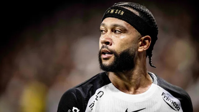 Memphis encara 1ª onda de revolta no Corinthians pela porta dos fundos
