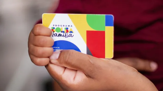 Cashback da reforma tributária dará novo reajuste ao Bolsa Família em 2027