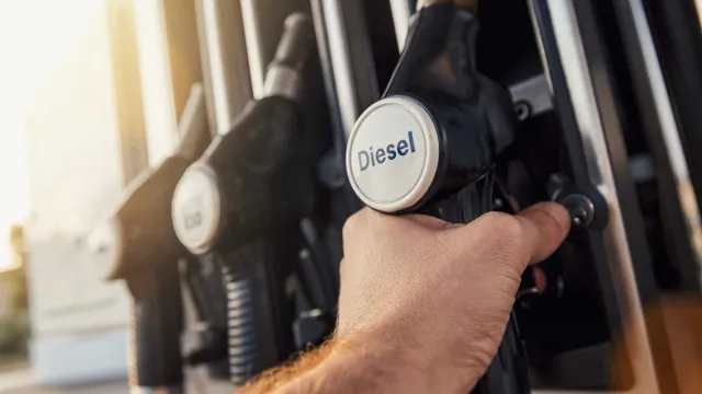 Fazenda mantém subsídio de R$ 2,12 ao óleo diesel