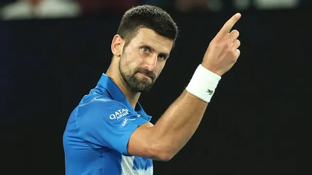 Djokovic é campeão em Pequim após desistência de adversário