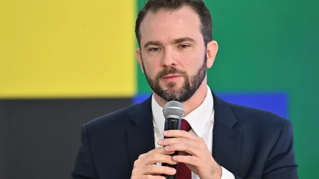 Durigan diz que governo derrubou mais de 11 mil bets ilegais desde proibição