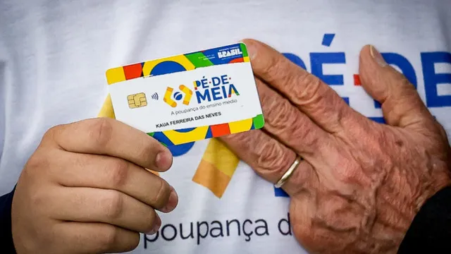 Pé-de-Meia começa a pagar sexta parcela a estudantes nesta segunda