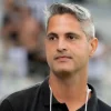 Ponte Preta anuncia Rodrigo Santana como novo técnico